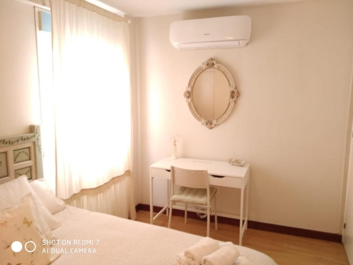 Apartamento Con Vistas Al Rio Guadalquivir En Triana, Sevilla Kültér fotó