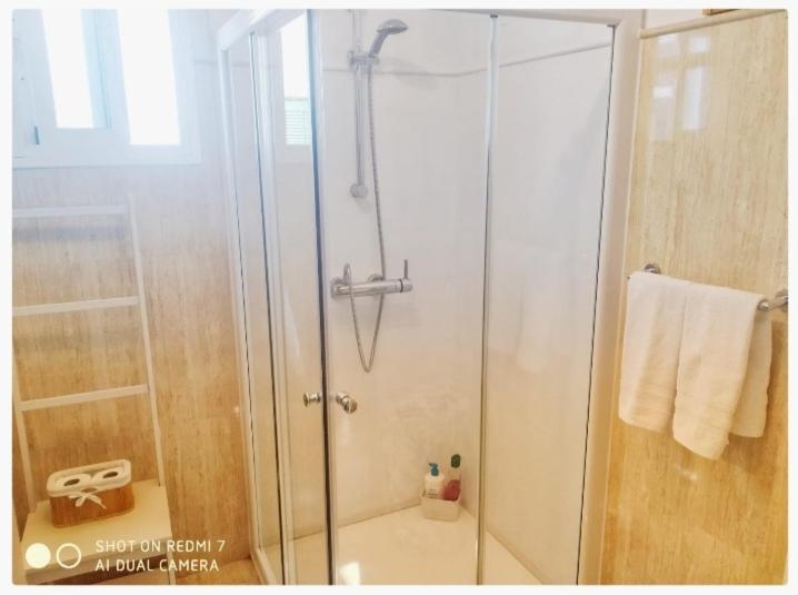 Apartamento Con Vistas Al Rio Guadalquivir En Triana, Sevilla Kültér fotó